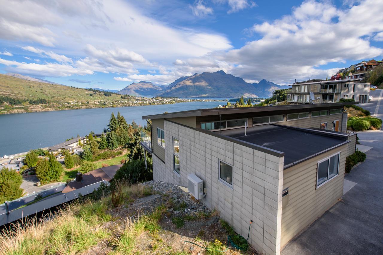 Contemporary Hilltop Abode Queenstown Eksteriør billede