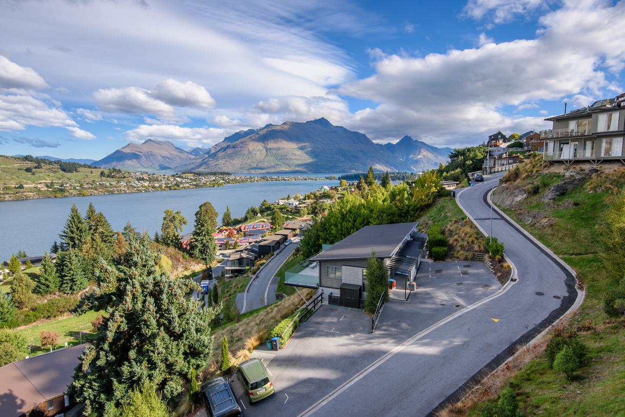 Contemporary Hilltop Abode Queenstown Eksteriør billede