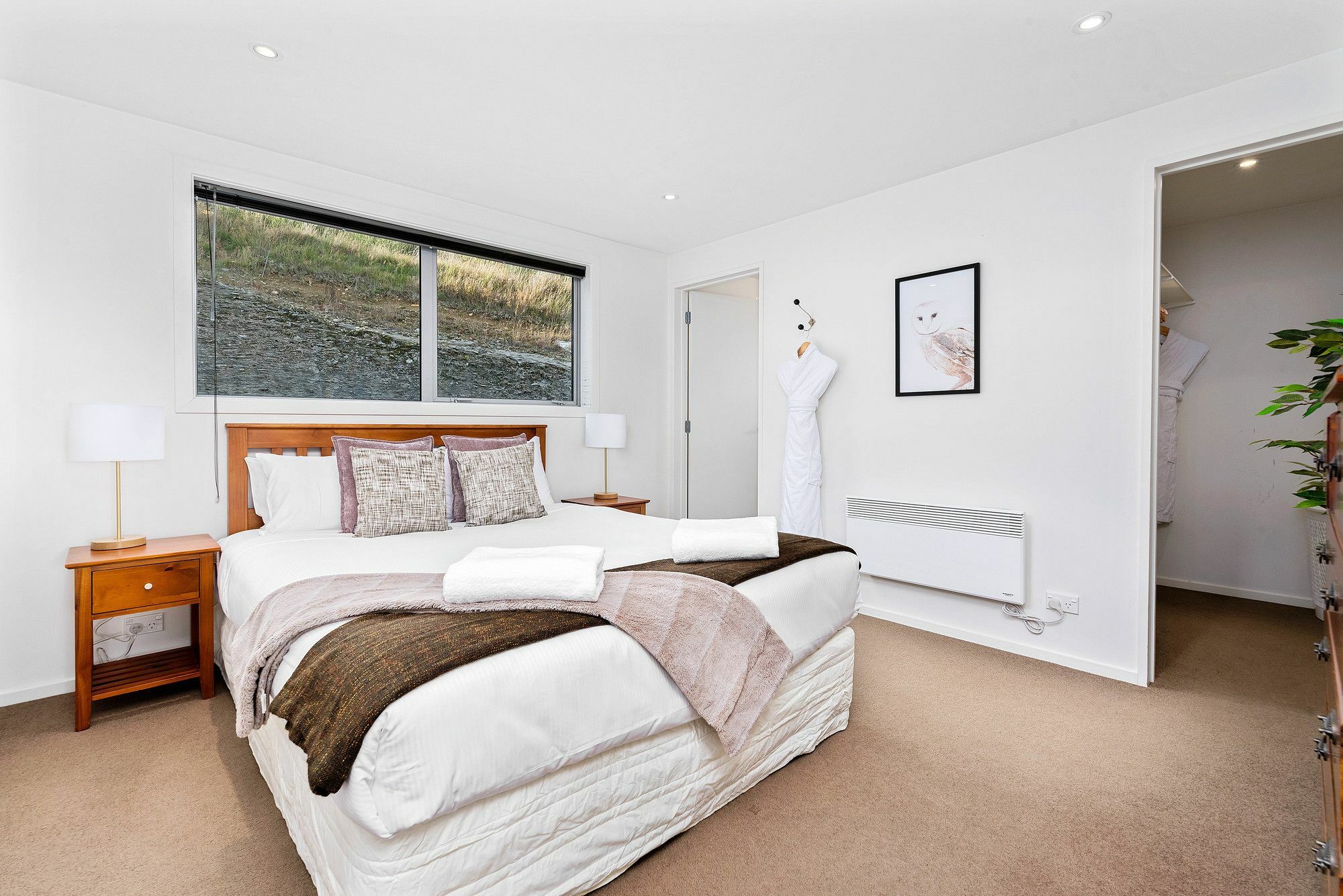 Contemporary Hilltop Abode Queenstown Eksteriør billede